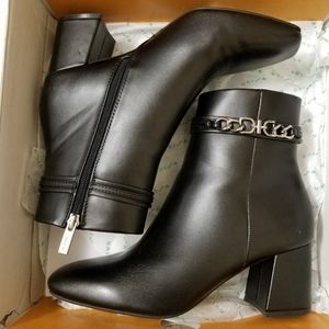 UNISA Black Vera Heeled Boots | Size 8 M